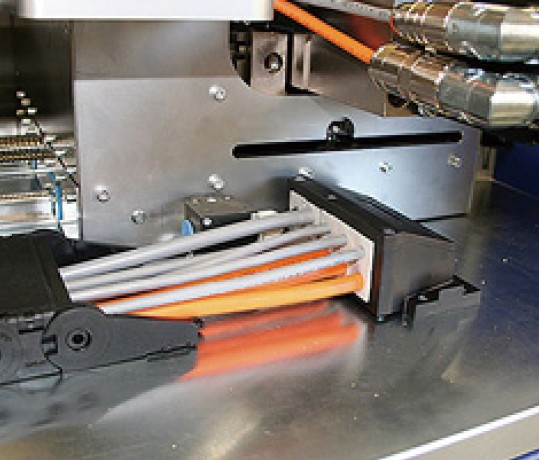 什么是拖链电缆